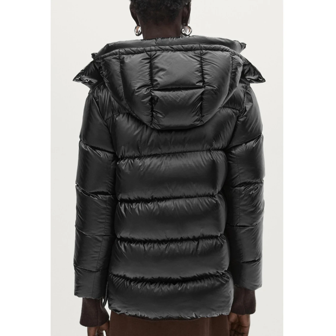 Svart pufferjacka