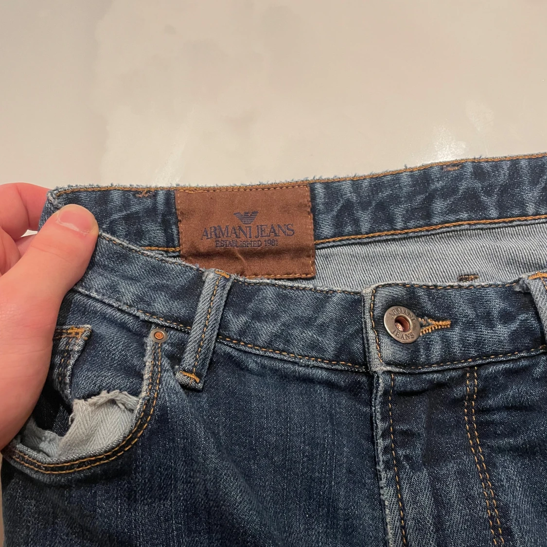 Blå jeans från Armani - 91