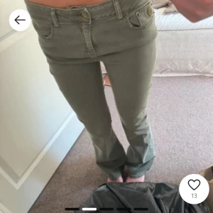 SÖKES! Gröna Lois jeans  - Jag söker jeansen som på bilden i storlek 38/40 (waist 29 elr 30) De är från Lois. 