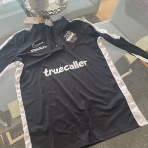 AIK tröja bästellde fel storlek  - Kids xl 