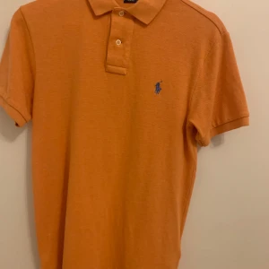 T-shirt  - Storlek m slim fit