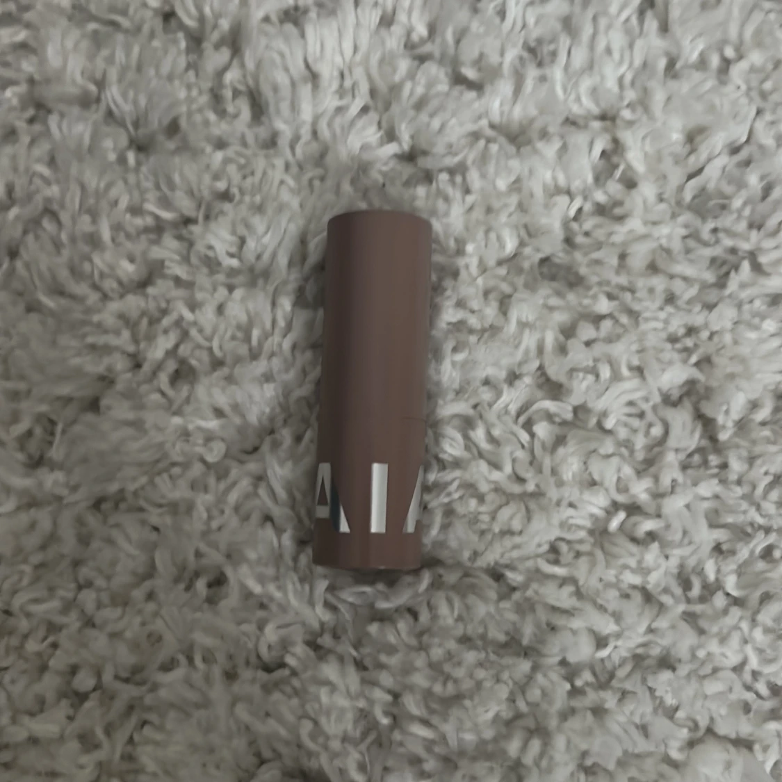 Mörk rosa caia läpstift 