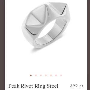 Edblad ring - Trendig ring från edblad, skriv om du har några frågor!❣️