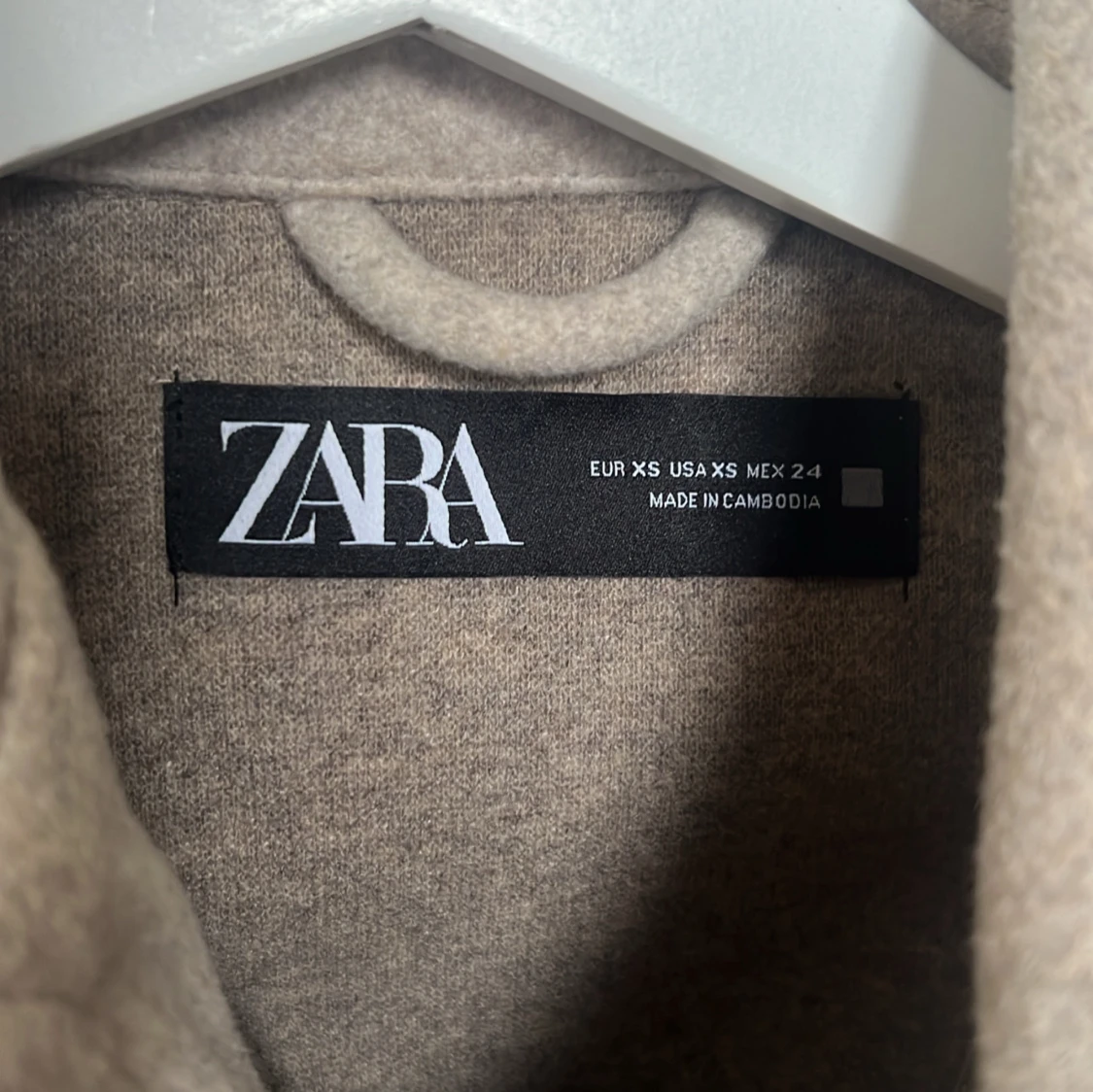 Beige jacka från Zara - 90