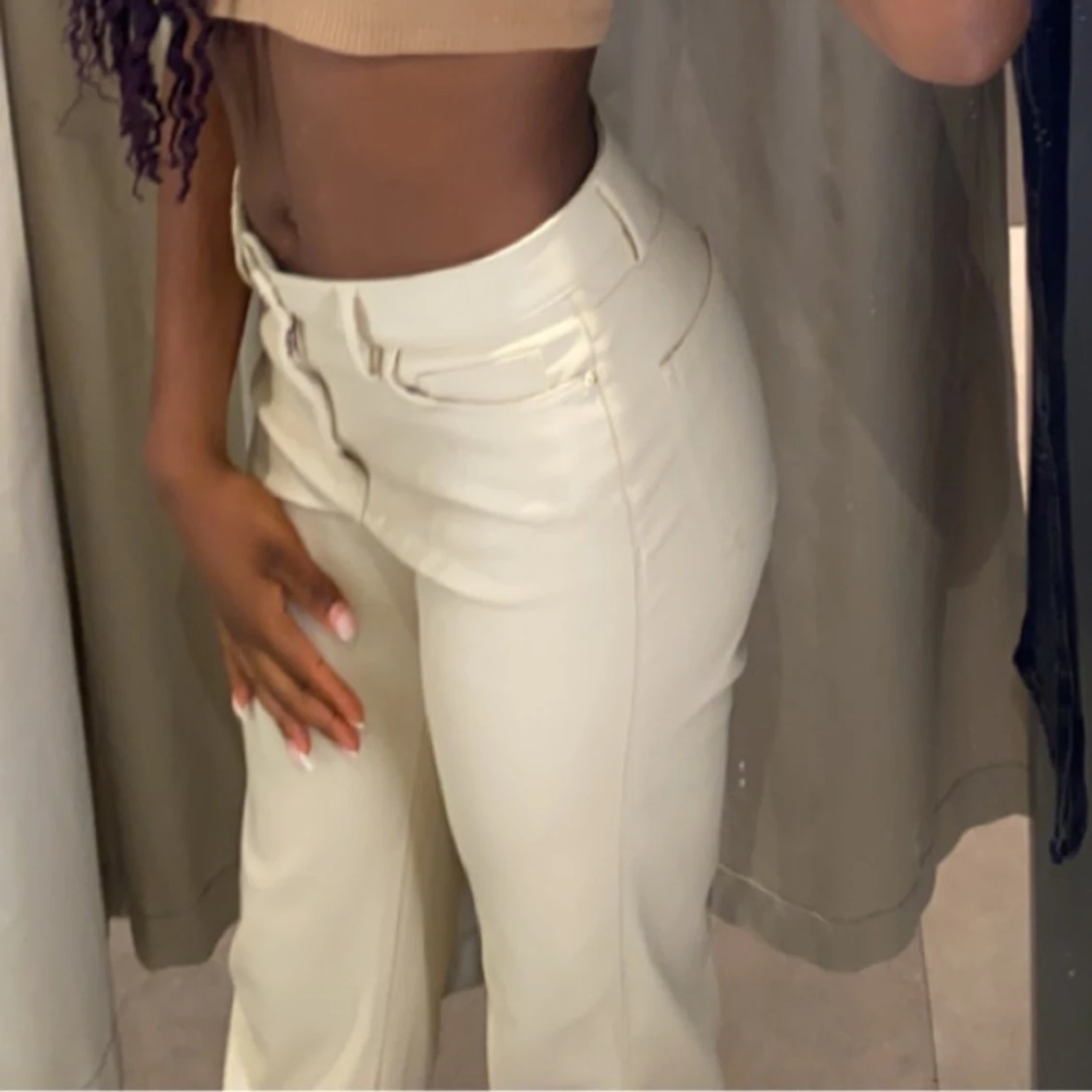 Beige byxor från Zara