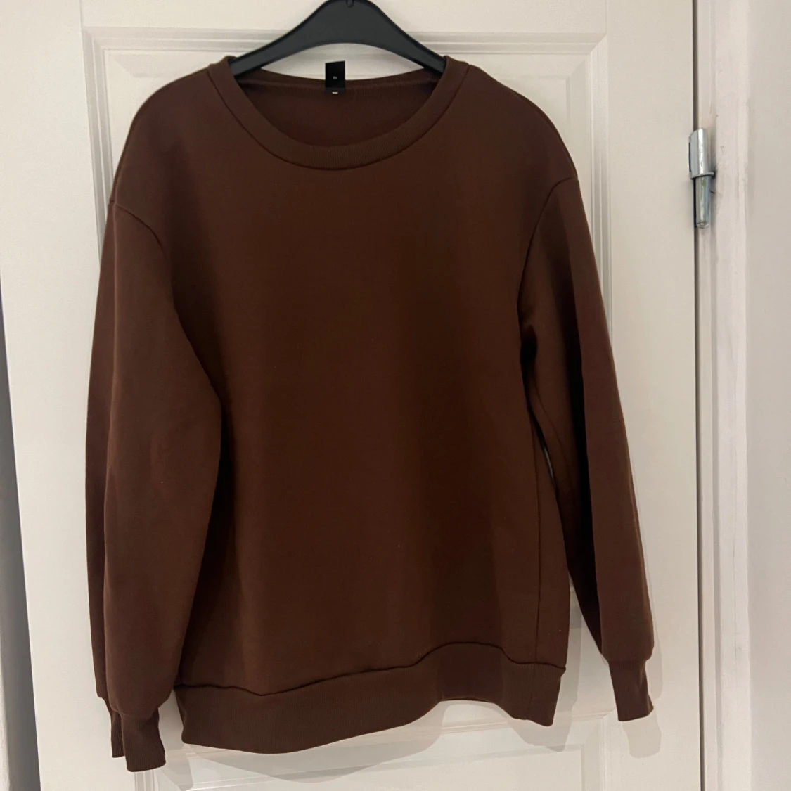 Brun tröja från SHEIN