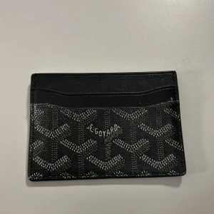 Plånbok - Plånbok med unik look, vid frågor så är de bara att höra av sig.