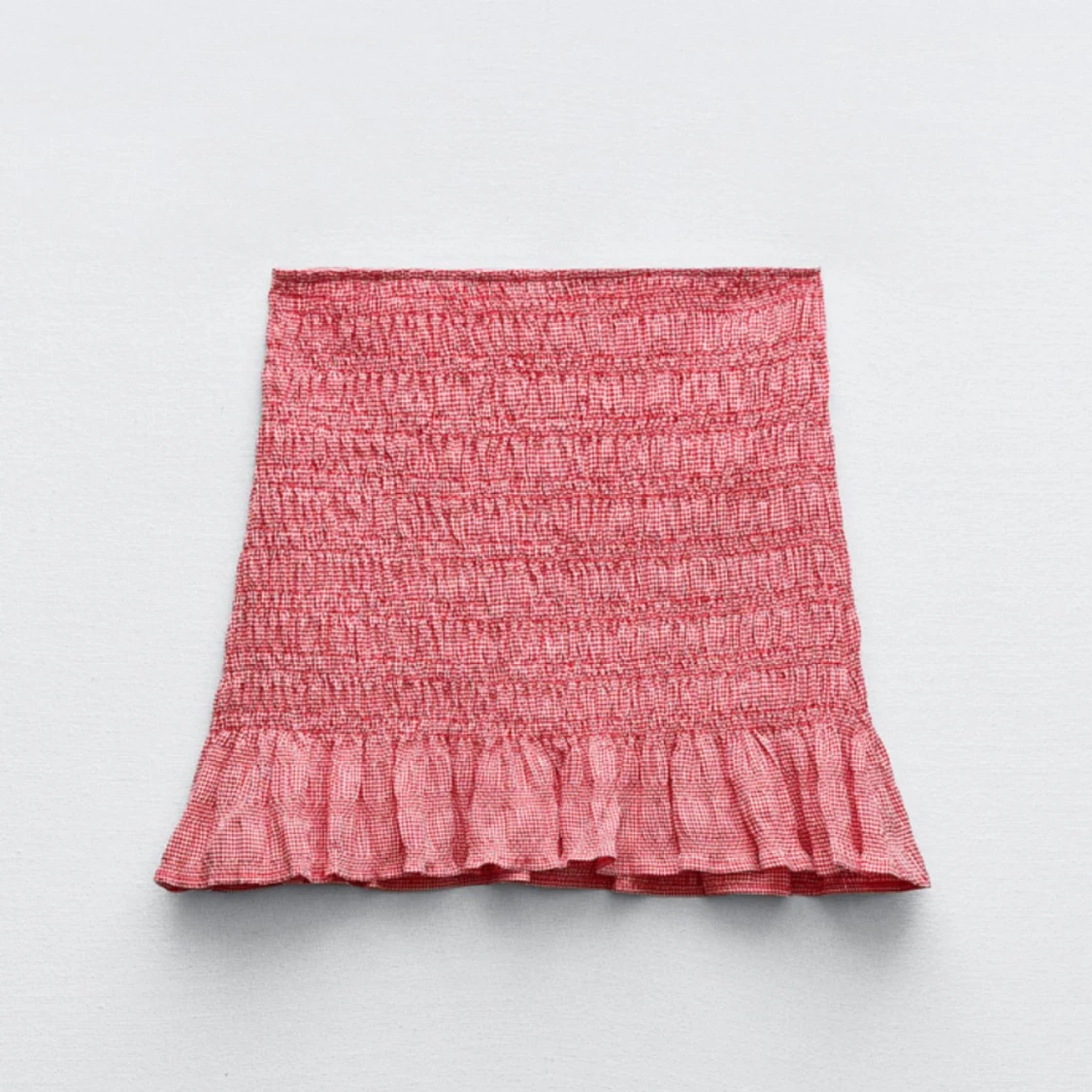 Rutig rosa kjol med volang - 1