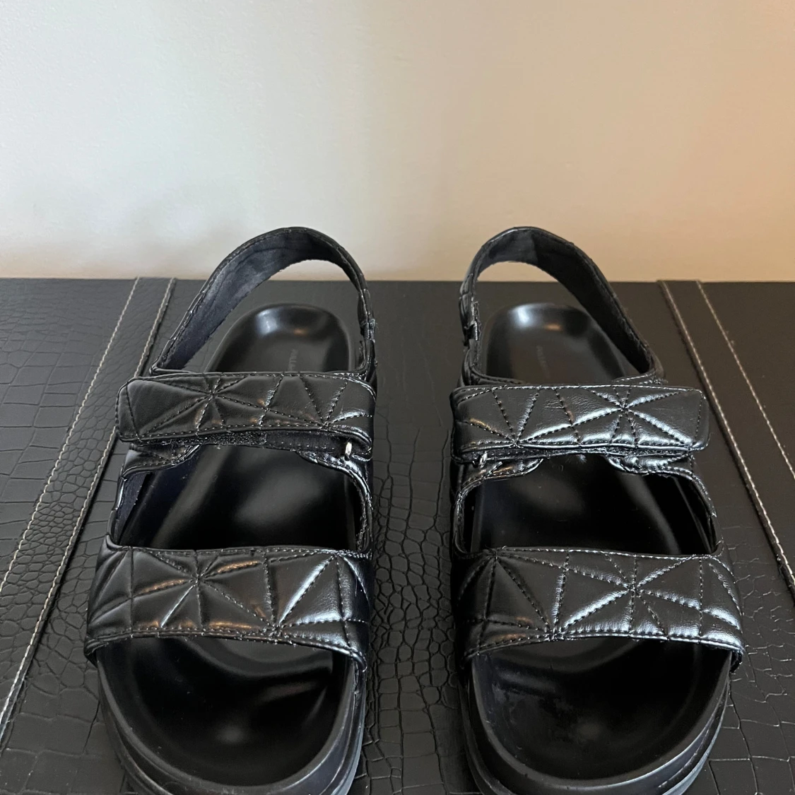 Chunky sandaler från Pull and Bear, strl 39 - 91