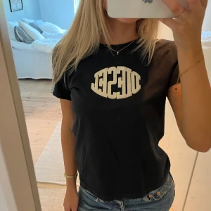 Topp - Säljer denna diesel tröja som bara är använd ett fåtal gånger💕