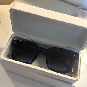 Helt nya chimis  - Helt nya oanvända chimis i färgen indigo modell 04. Säljer då tiden för att returnera har gått ut  1200kr