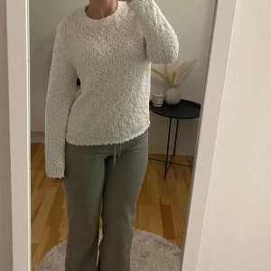 Stickad topp - Stickad topp från Lager157. Storlek 150. Passar någon som har storlek xs.