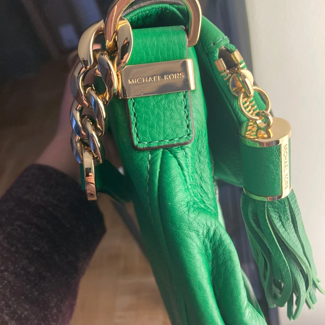 Grön axelväska från Michael Kors - 2