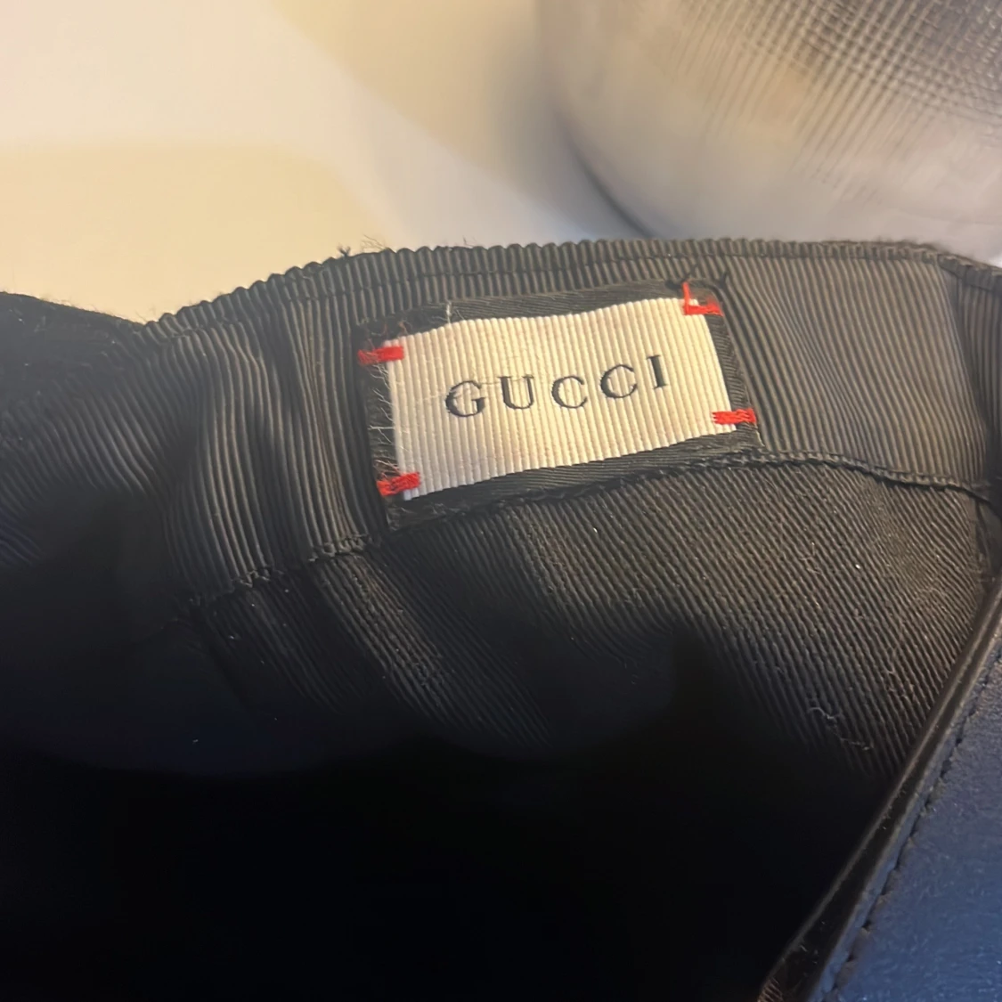 Svart keps från Gucci - 3