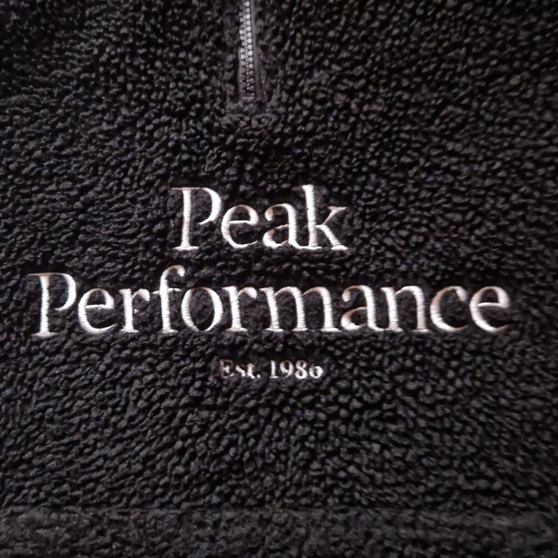 Peak Performance Fleece Hoodie - 4