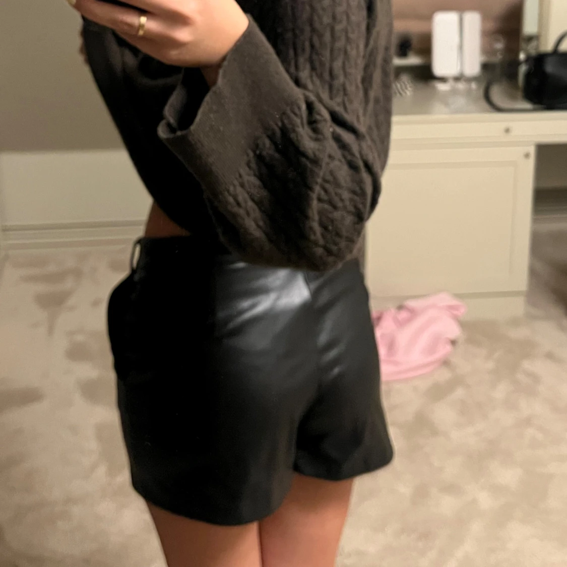 Skinn shorts🖤 - 90