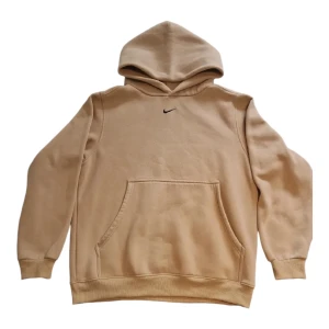 Vintage nike hoodie - Säljer min vintage nike hoodie. Storlek L men passar även M för oversize. Priset kan diskuteras👍