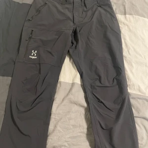 Haglöfs byxor  - Haglöfs byxor orginal pris 1700kr men pris kan diskuteras👍 Jag säljer de pga fel storlek🤝