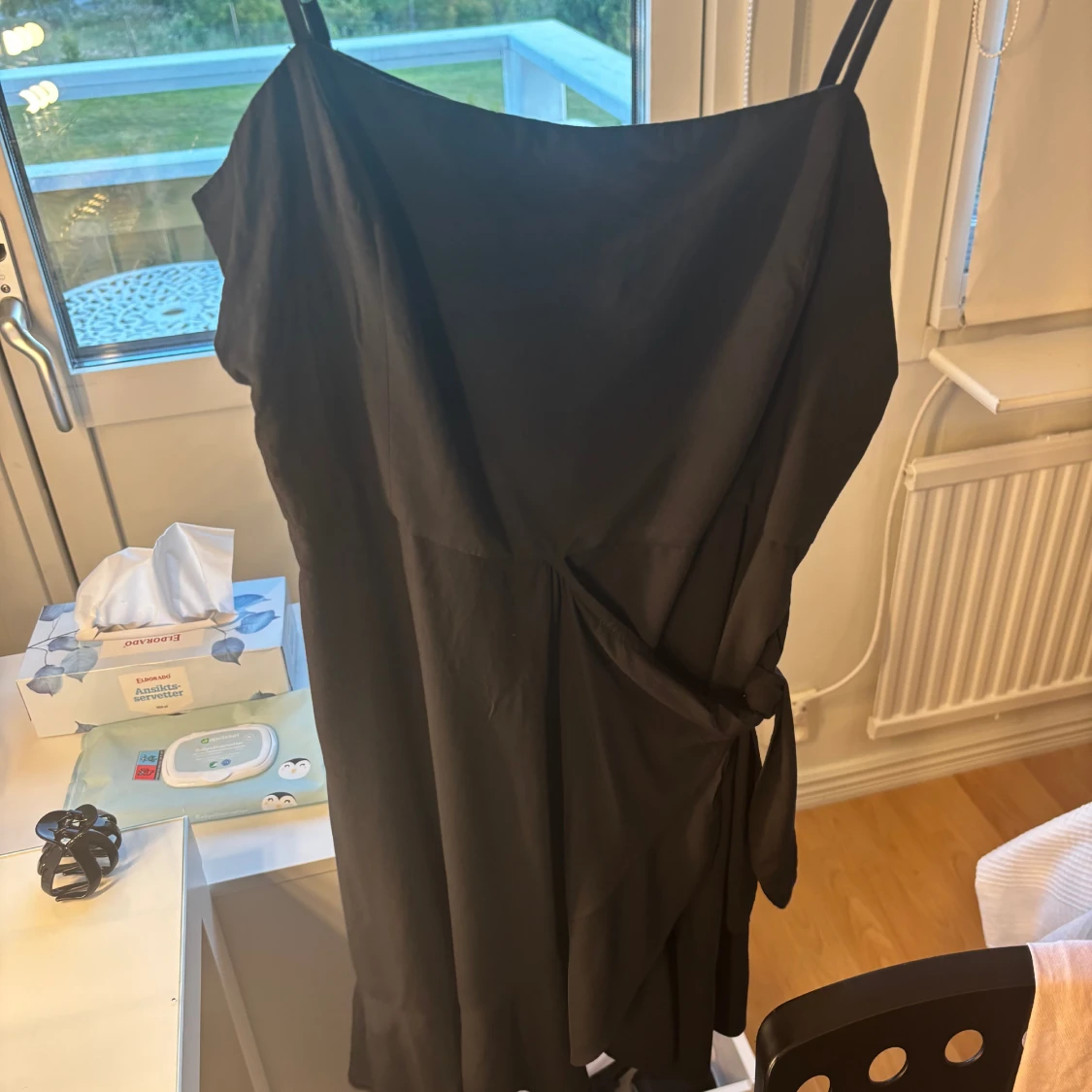 Kort svart klänning  - 90