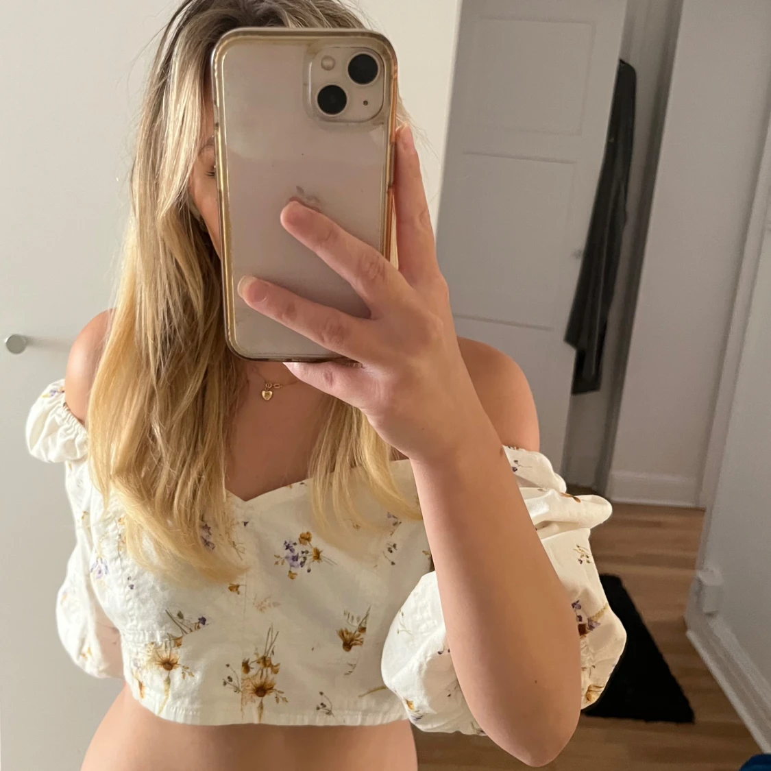 Fin blus med blommor - 90