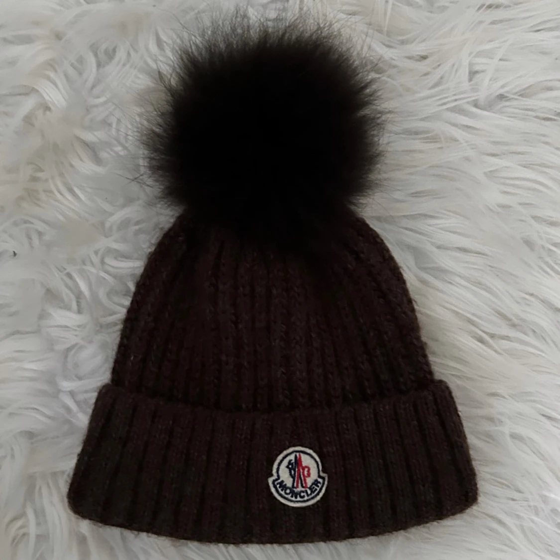 Moncler mössa