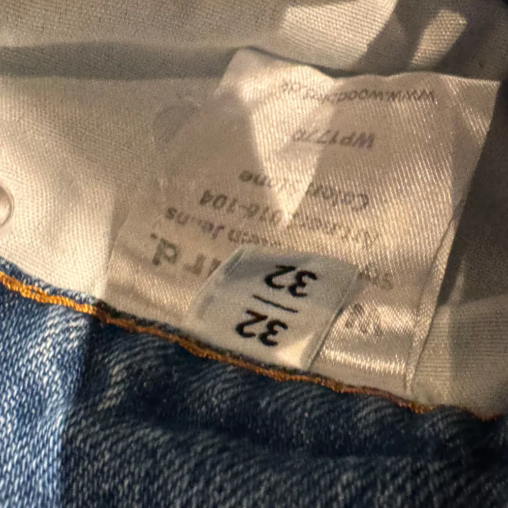 Storlek 32/32 bra skick . Jeans & Byxor.