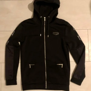Supply Demand JD sport - Fint skick inga defekter 