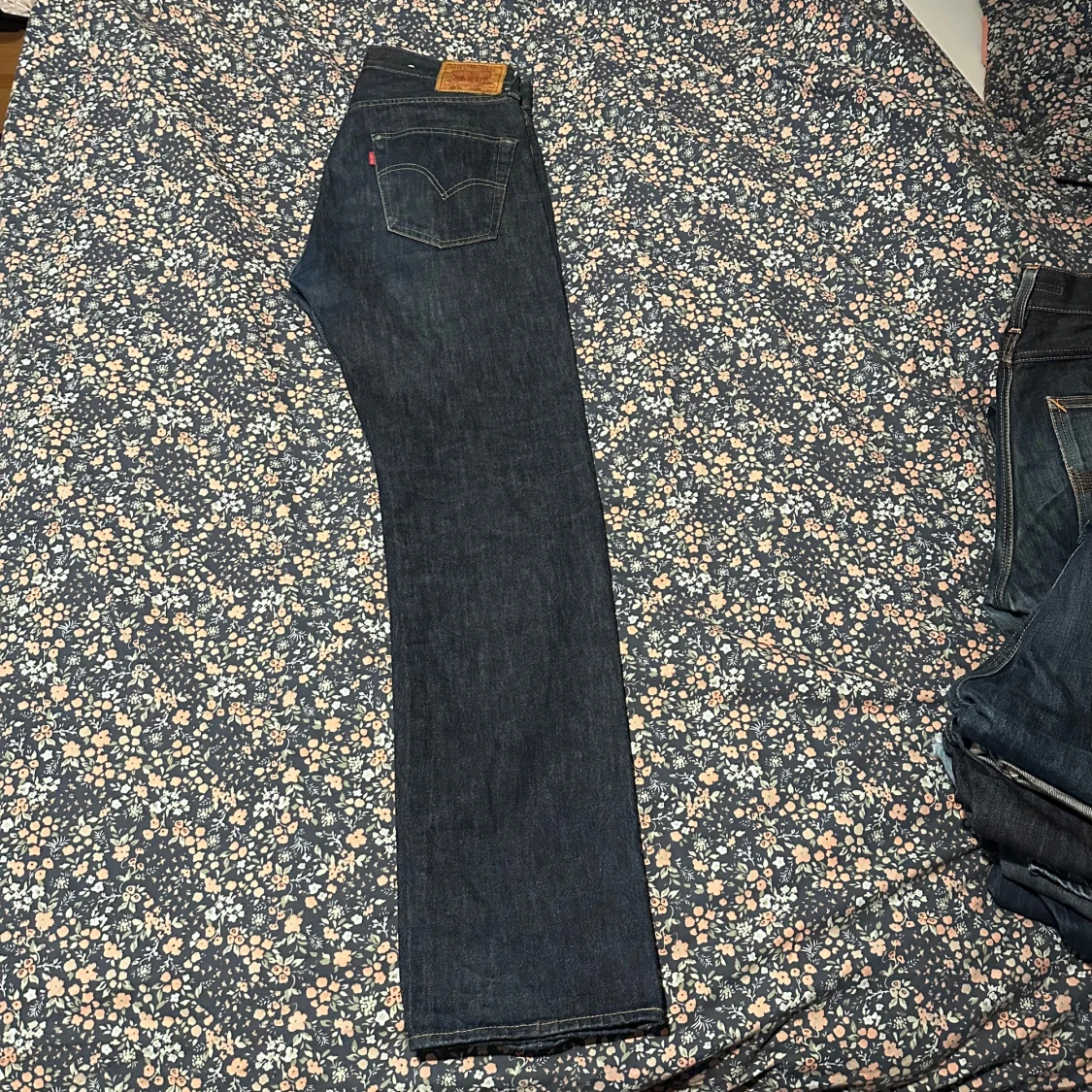 Levi’s jeans - 90