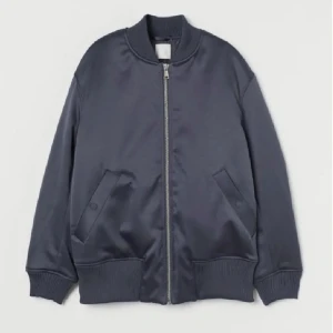 Snyggaste bombarjackan  - Nyskick🥰