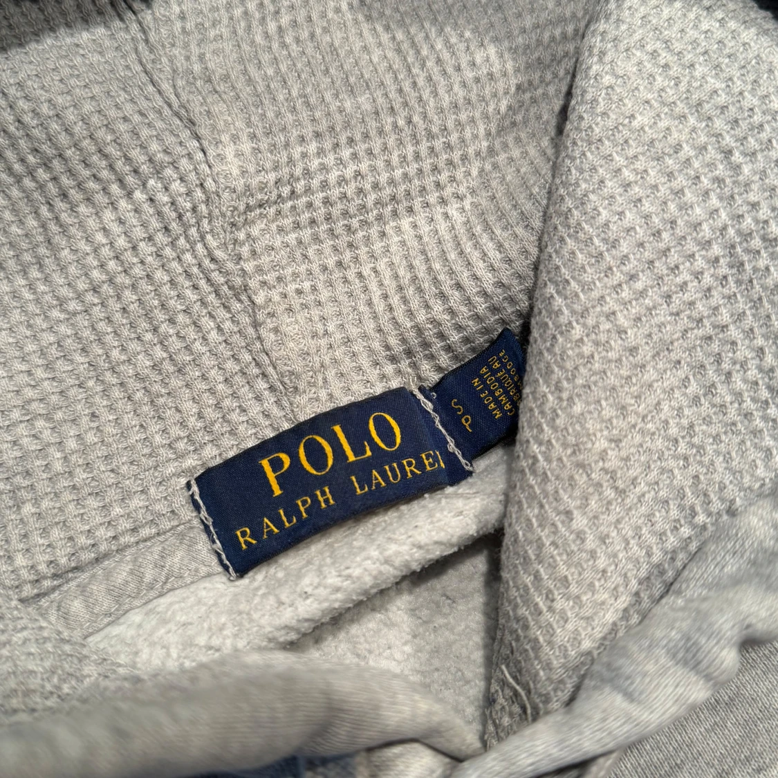 Grå hoodie från Ralph Lauren - 90