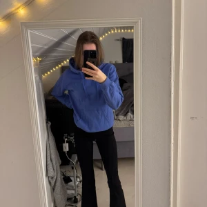 Hoodie - Storlek XS, pris 70:- vid frågor kontakta mig 🫶🏽