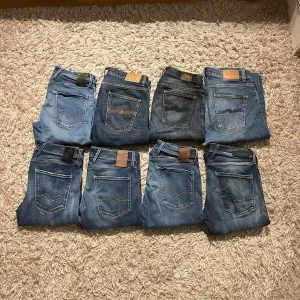 Replay anbass och nudies  - Säljer nu 8 par replay anbass hyperflex och nudies modell grim trim och lean dean. Storlekerna varierar mellan 30-34, kan säljas i bulk. Skriv privat för fler frågor och bilder🤩🙌