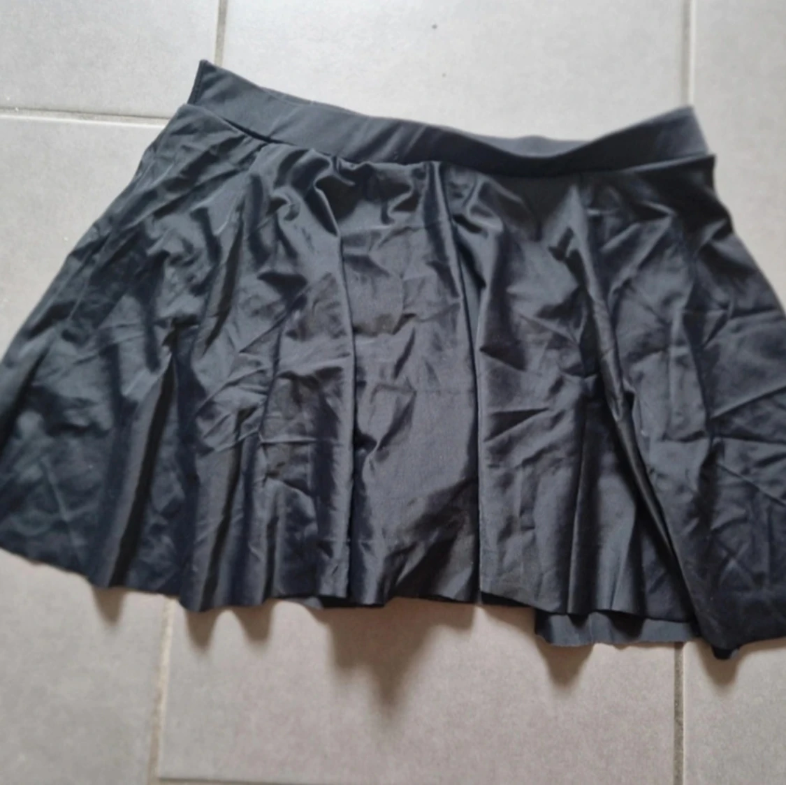 Plisserad kjol i lycra