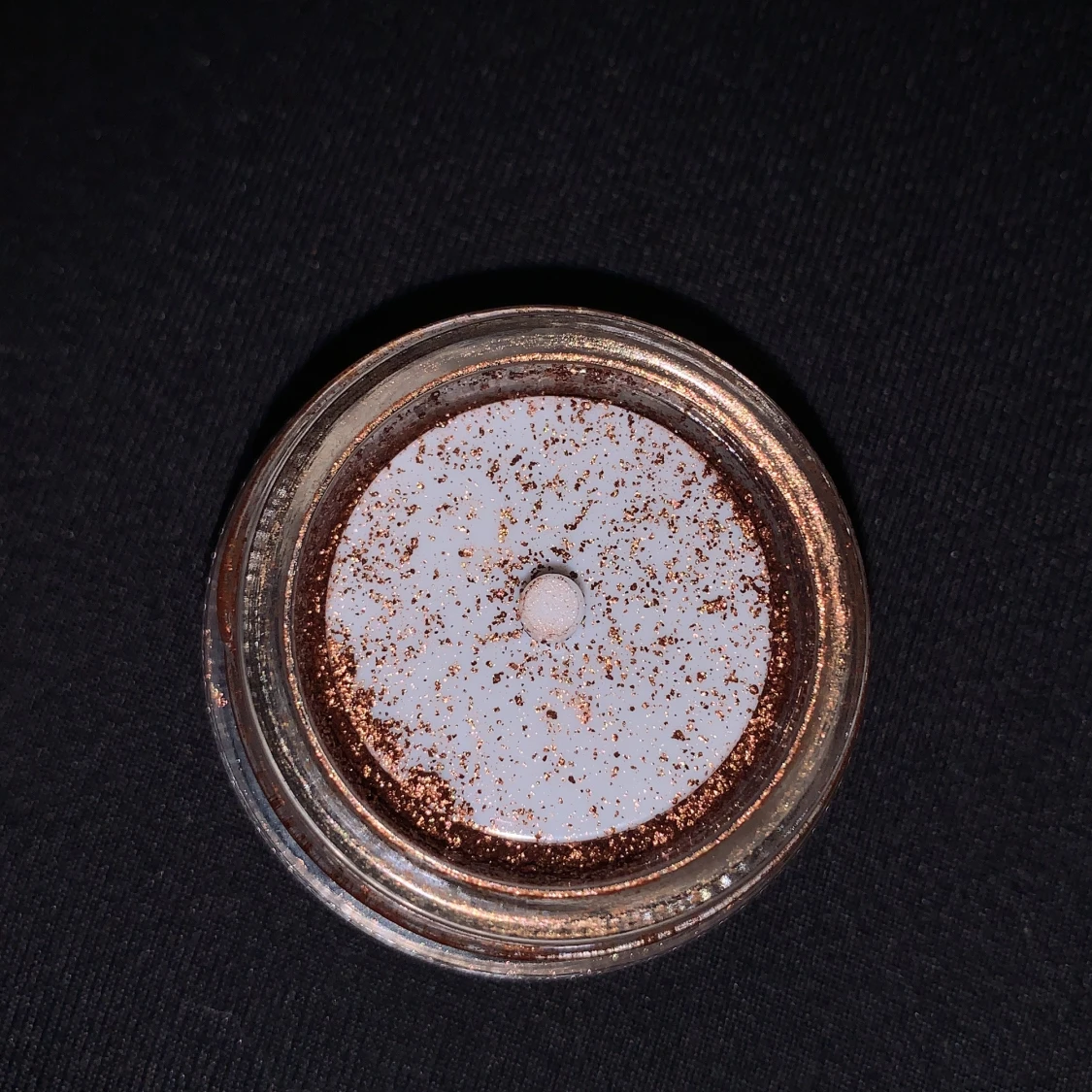 Power Foil Metallic Ögonskugga från Lottie London - 2