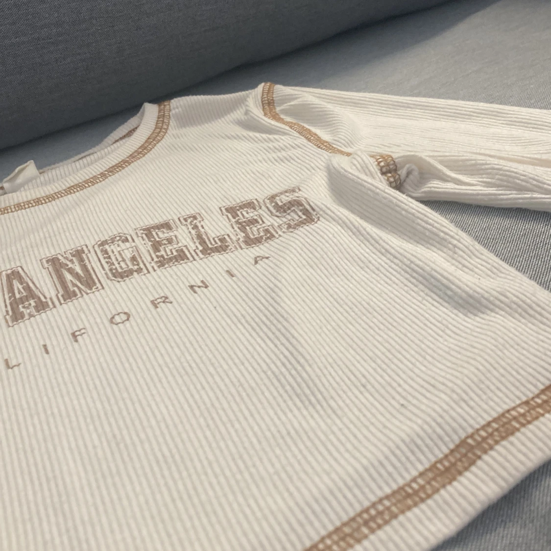 Vit ribbad tröja från Shein😍 - 91