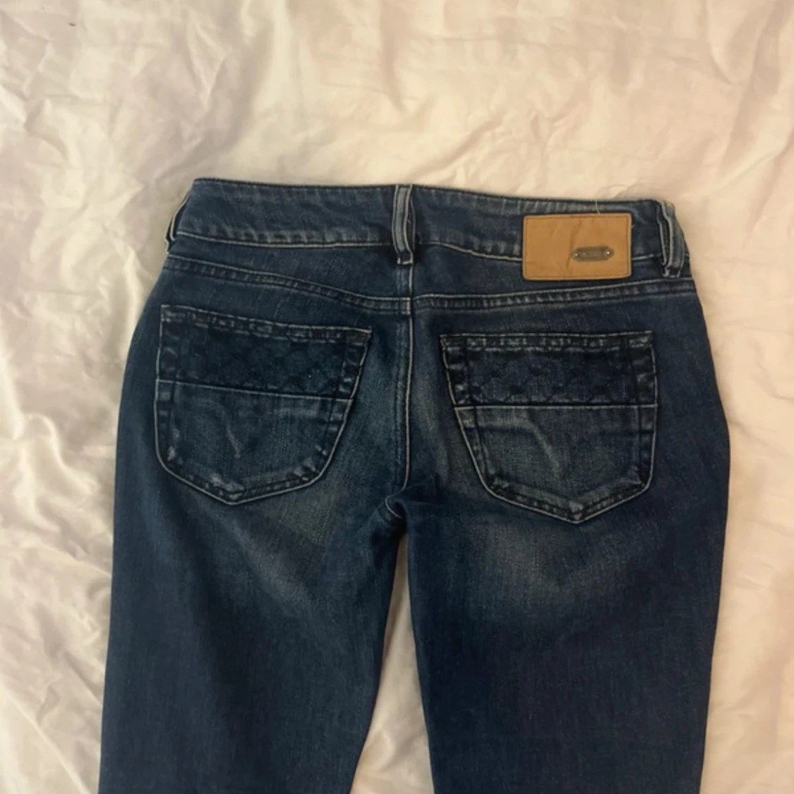 Blå bootcut jeans från Diesel - 91
