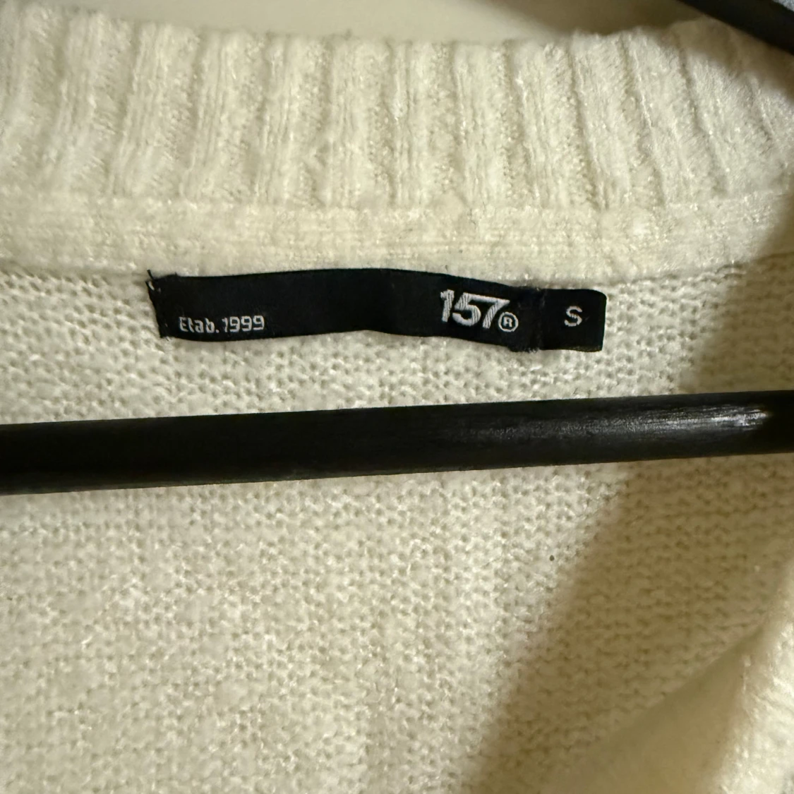 Vit stickad tröja från 157 - 90