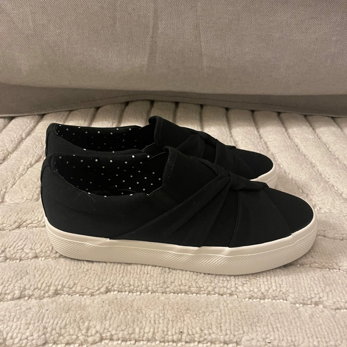 Svarta sneakers  - 92