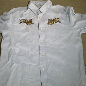 Äkta långärmad kenzo skjorta  - Äkta, snygg. 