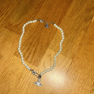 ”vivienne westwood” Halsband - Skickar mått o fler bilder dm