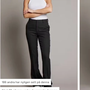 Kostym byxor  - Kommer tyvärr inte till användning men är i ett så fint skick