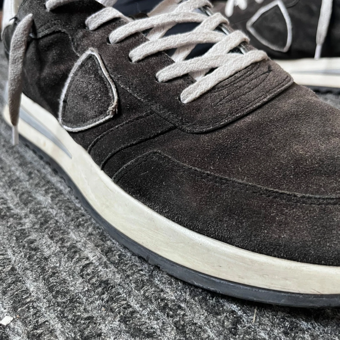 Philippe model  - 90