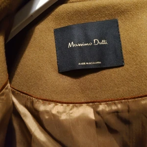 Massimo Dutti - Hjälper min mamma att sälja hennes masimo dutti jacka