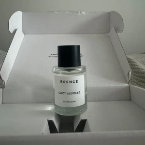 Essnce Cozy goddess - .