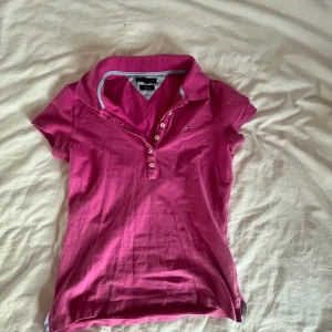 Rosa piké från Tommy hilfiger - Rosa Tommy hilfiger piké 