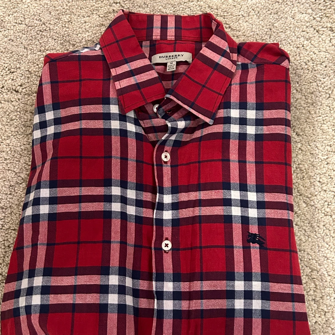 Äkta, Rutig röd skjorta från Burberry
