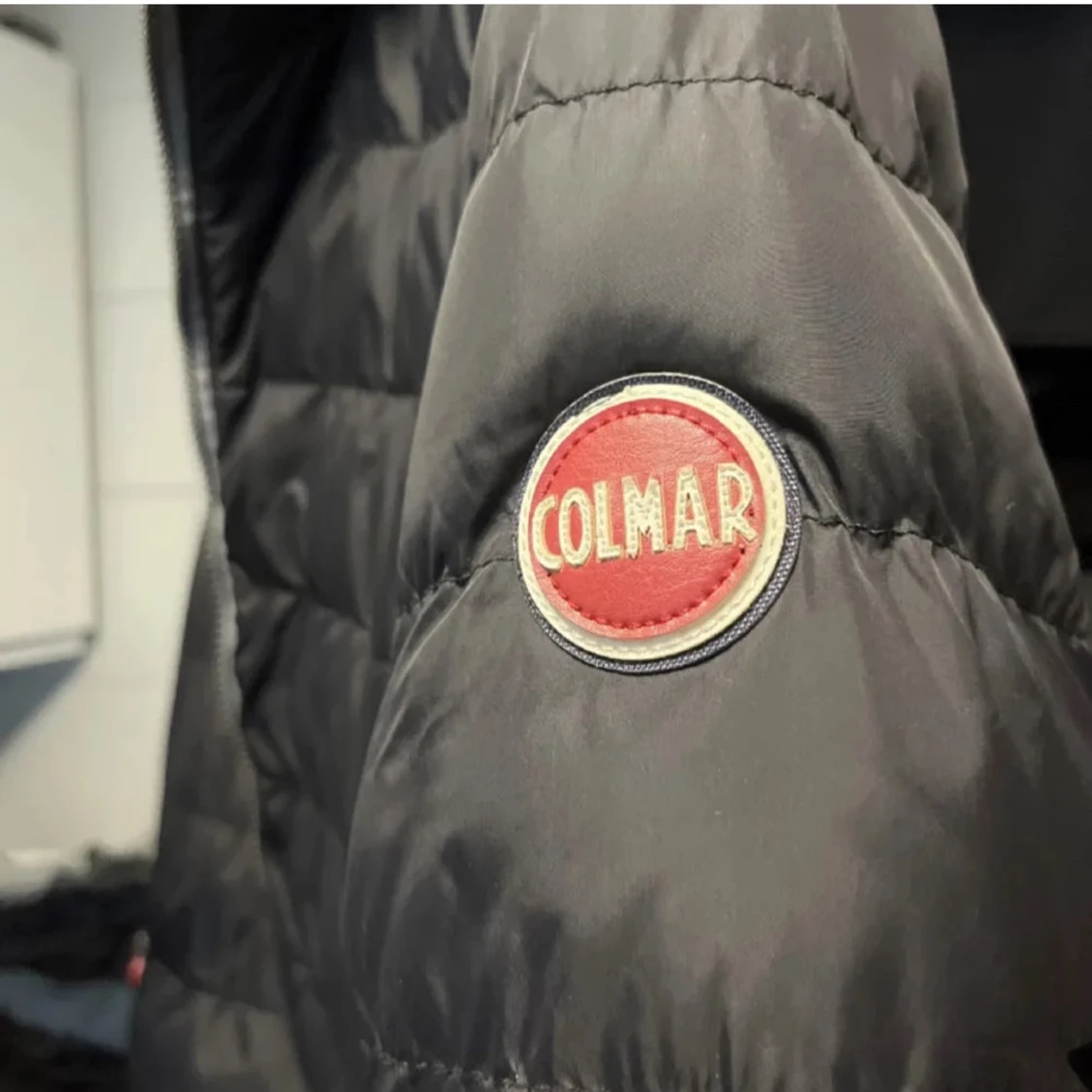Svart pufferjacka från Colmar - 2