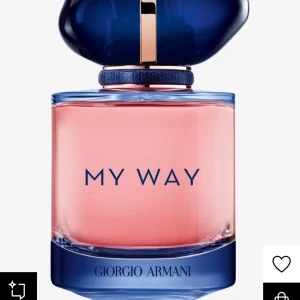 My Way Intense Eau de Parfum från Giorgio Armani - Helt oanvänd my way parfym som är endast testat ett sprut. Kontakta för frågor🤗