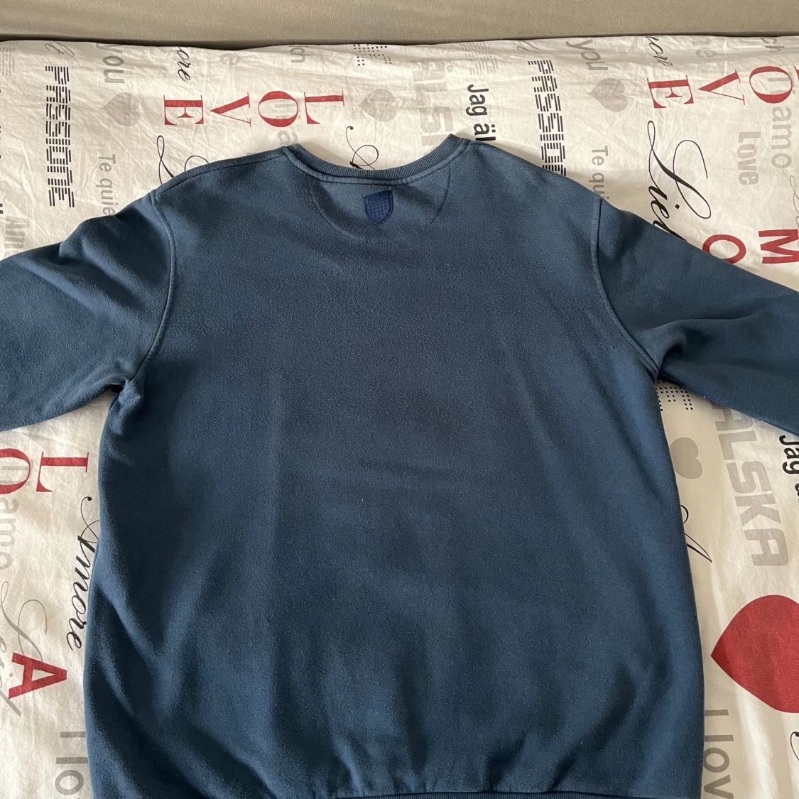 Mörkblå tröja från Prosto - 2