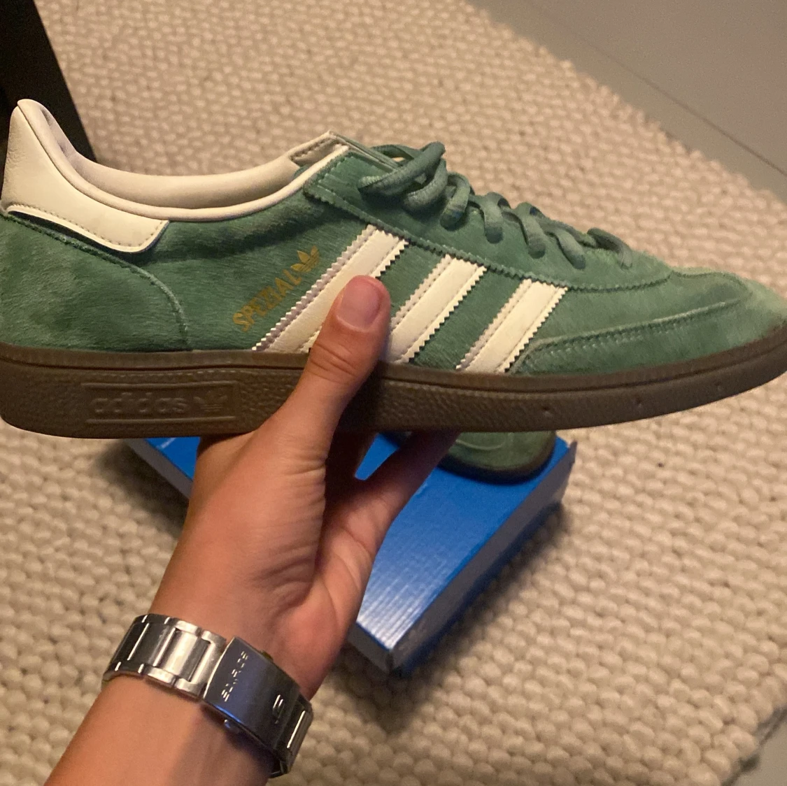Gröna Adidas spezial - 90